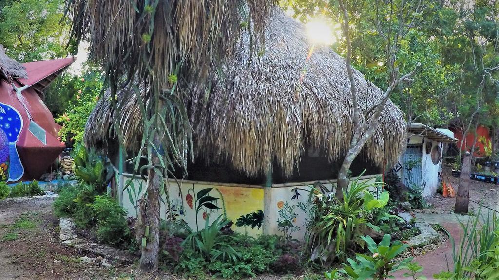 La Casa De Los Ninos Del Arbol Hotel Bacalar Buitenkant foto